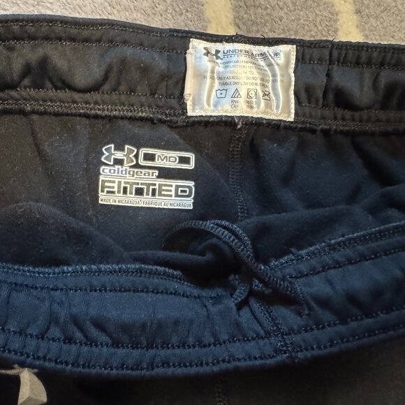 $80 Under Armour Cold Gear Men's base layer leggings Black Medium Fitted - Picture 4 of 4
